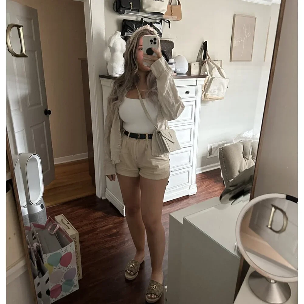 FREE PEOPLE Billie Chino Shorts in Almond Milk Size US 0